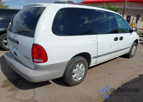 1999 Plymouth Grand Voyager из США, поврежденный, VIN 2P4GP24G7XR175130